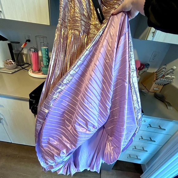 NWT shimmery purple & gold metallic one shoulder evening gown - Picture 10 of 14